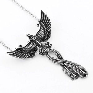 Retro eagle pendant necklace in silver stainless steel with detailed wing textures