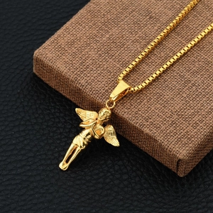 Collar con colgante de ángel orando en oro pulido con cadena de caja para hombre y mujer