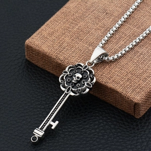 Gothic Skull Key Pendant Necklace Stainless Steel Vintage Silver Punk Hip Hop Necklace Jewelry For Men Women Daily Accessory