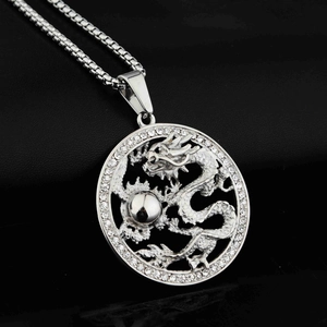 Hip Hop Drachen Anhänger Kette aus silbernem Edelstahl mit funkelnden Zirkonia Steinen