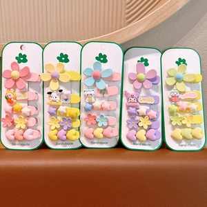 Lot de 5 pinces à cheveux cartoon pour filles avec fleurs et figurines en résine