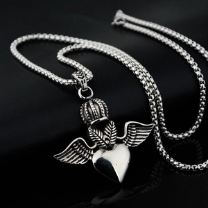 Gothic Punk Titanstahl Krone Flügel Herz Anhänger Halskette Antiksilber Oxidierter Hip Hop Rock Schmuck Für Herren Damen