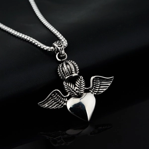 Gothic Kronen- und Flügel-Herzanhänger-Halskette aus Vintage-Silber-Edelstahl