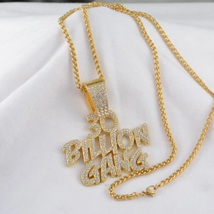 Collana hip hop con ciondolo 30 Billion Gang in oro con catena a corda e strass bianchi