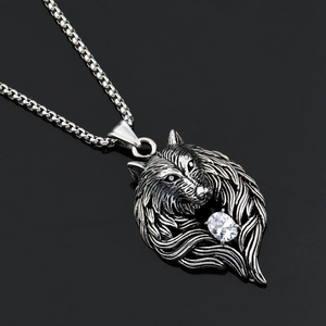 Hip Hop Vintage Silber Wolfskopf Kette mit weißem Zirkonstein und detaillierter Fellgravur