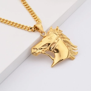 Collier Pendentif Tête de Cheval Or Hip Hop Pour Hommes Femmes Bijoux En Acier Au Titane Chaîne Cubaine Punk