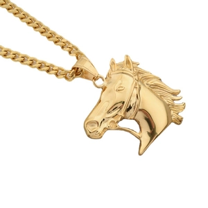 Collier hip hop avec pendentif tête de cheval dorée et chaîne à mailles cubaines robuste