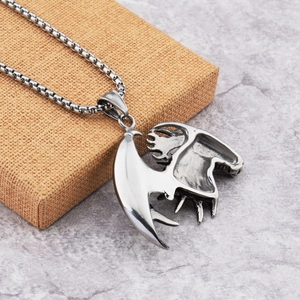 Vintage flying dragon pendant necklace in surgical steel with a durable box chain