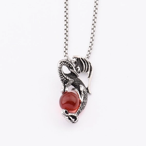 Collier avec pendentif dragon hip hop en acier argenté rétro et perle rouge centrale