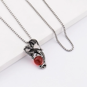 Collier hip hop en acier titane avec pendentif dragon et perle rouge sur chaîne