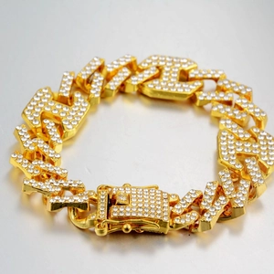 Bracciale cubano placcato in oro stile hip hop con micro-pavé di zirconi cubici luccicanti