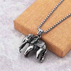 Collier avec pendentif éléphant hip hop et chaîne box en acier inoxydable vintage