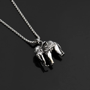 Collier Pendentif Éléphant en Acier Titane Vintage Effet Vieilli Motif Animal Chaîne Vénitienne Bijoux Hip Hop Homme Femme