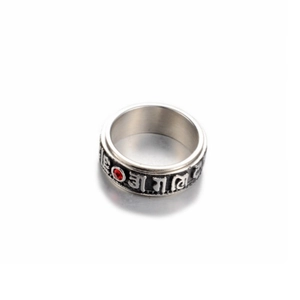 Bague rune en acier inoxydable vintage pour homme avec gemme rouge et symboles gravés