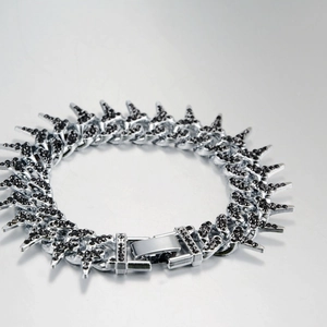 Hip hop punk thorn chain bracelet with pavé black zircons and box clasp closure