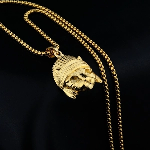 Golden Elvis cat pendant necklace in stainless steel with Indian feather headdress style