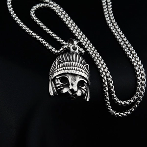 Retro stainless steel necklace with Indian feather crown cat head pendant for men and women
