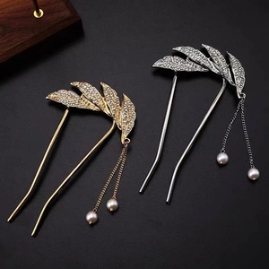 Vintage Leaf Rhinestone U-Shaped Hair Stick With Artificial Pearl Tassels Elegant Alloy Hair Fork For Women Wedding Party Jewelry