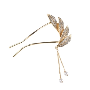 Elegant gold leaf hair pin with crystal rhinestones and dangling pearl tassels for women