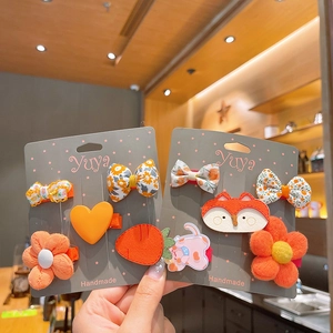 Barrettes faites main motifs fleurs et animaux pour filles aux tons orange et beige