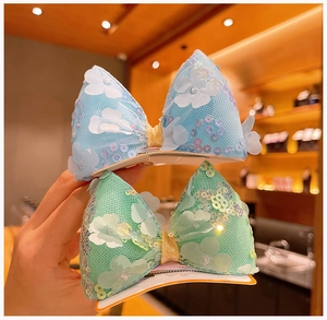 Détails des barrettes à nœuds pailletées avec motifs floraux pour filles en bleu et vert