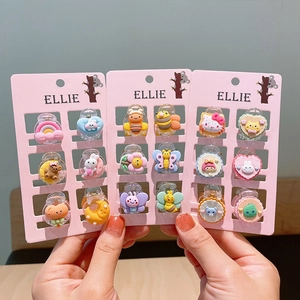 Set mit 18 bunten Cartoon-Haarklammern für Mädchen mit Früchten und Tieren auf Displaykarten