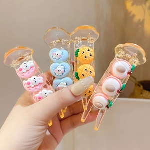 Set di quattro mollette per capelli per bambine con simpatici conigli e frutti