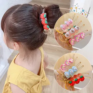 Set di mollette per capelli per bambine con motivi di fragola coniglio e arcobaleno