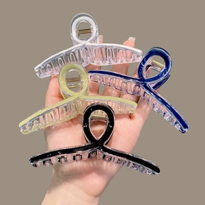Elegant Jelly Texture Resin Shark Claw Clip For Women Solid Color Large Twist Hair Clip High End Styling Hair Accessories