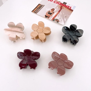 Set of 5 minimalist floral acetate hair claws in marble pink, beige and wine red