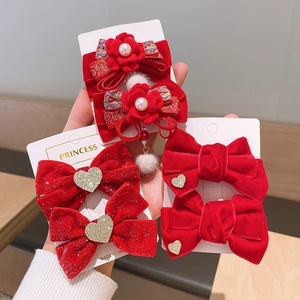 Set di fermagli per capelli a fiocco in velluto rosso con perle e fiori per bambine
