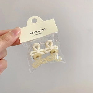 Mini Blumen-Haarklammern Set in Creme und Bernstein mit einer Metallfederfunktion
