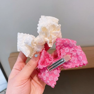 Stereo embossed double layer butterfly hair clips for girls in cream white and rose pink
