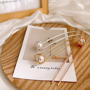 Elegant set of 3 U-shaped pearl hair forks in silver, gold, and rose gold finish