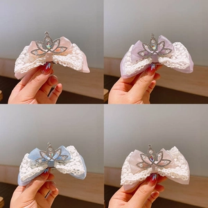 Fermagli per capelli con fiocco in pizzo corone glitterate e perle in quattro colori