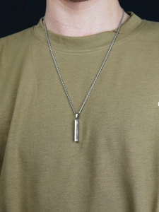 Minimalist square pillar pendant necklace in silver stainless steel for men's fashion