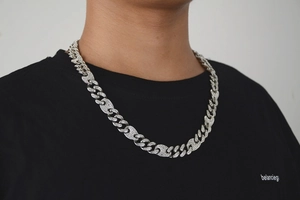 Collana hip hop Cuban Link con cristalli scintillanti in finitura argento lucido