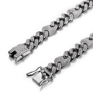 Collana hip hop color argento con maglie a cuore e pavé di cristalli scintillanti