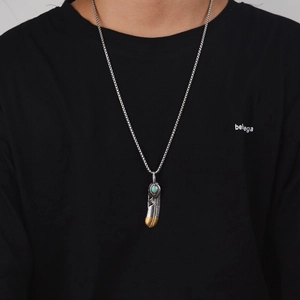 Collier pendentif plume hip-hop avec pierre turquoise et chaîne argentée pour hommes et femmes