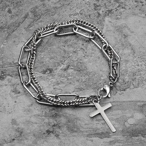 Bracelet double couche hip hop en acier inoxydable avec pendentif croix et chaîne cubaine