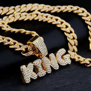 Hip Hop Iced Out King Letter Pendant Necklace Alloy Gold Plated Cuban Link Chain Rhinestone Studded Streetwear Men Jewelry