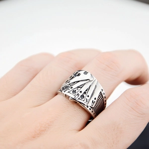 Retro hiphop royal flush poker ring in vintage titanium steel for men's fashion