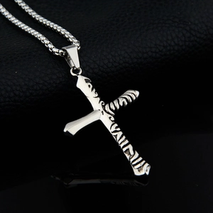 Gothic Engraved Cross Pendant Necklace Titanium Steel Hip Hop Punk Jewelry For Unisex Vintage Silver Color Box Chain Necklace