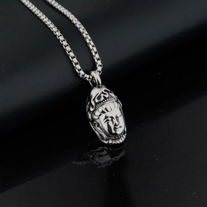 Minimalist silver hip-hop stainless steel necklace with Guanyin head pendant on box chain