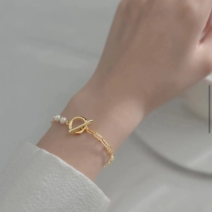 Gold Plated Copper Artificial Pearl Bracelet With Paperclip Chain Toggle Clasp Dainty Minimalist Jewelry For Women Daily Wear