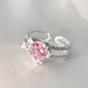 Hammered S925 silver ring with pink heart-shaped crystal featuring an adjustable open band
