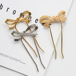 Minimalist U-shaped metal hairpins with bow design in gold and silver finishes