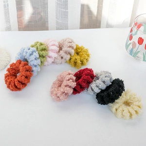 Set di 11 elastici a spirale in peluche colorati in varie tonalità pastello per capelli