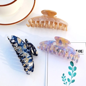 Elegant tortoiseshell and floral acetate large hair claw clips for women hair styling