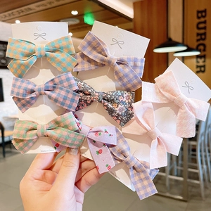 Lot de trois barrettes à nœuds mignonnes pour filles avec motifs à carreaux et fleurs